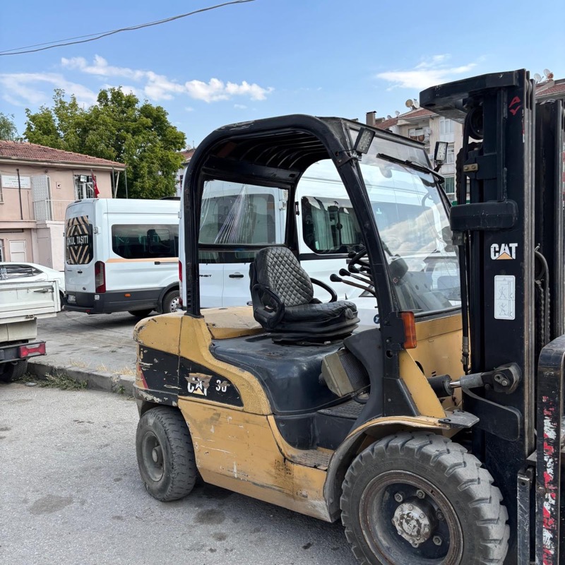 Caterpillar CAT 30 Ağır Hizmet Forklift 3.0 Ton